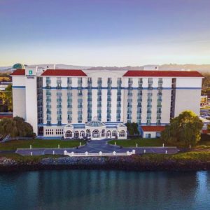 Embassy Suites by Hilton San Francisco 